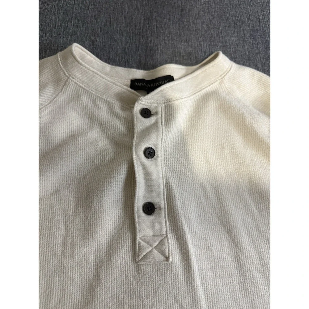 Banana Republic Cotton Blend Waffle Knit Henley Long Sleeve Cream Color Mens L